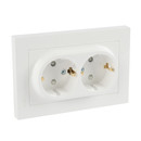 Розетка двухместная с заземлением со шторками AtlasDesign белая IP20 Systeme Electric