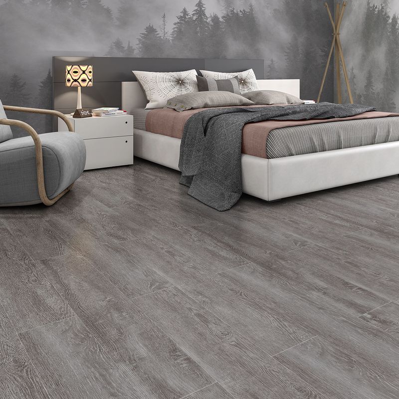 Плитка ПВХ замковая Royce Enjoy Дуб Берг 3,5мм 42кл с фаской 2,16м²