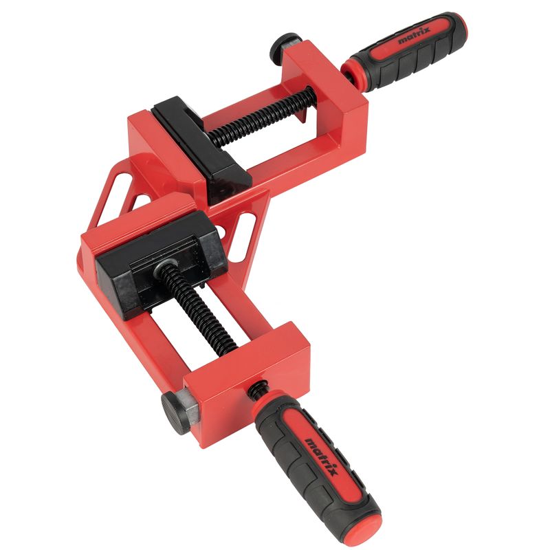 Cтрубцина угловая 65мм Matrix