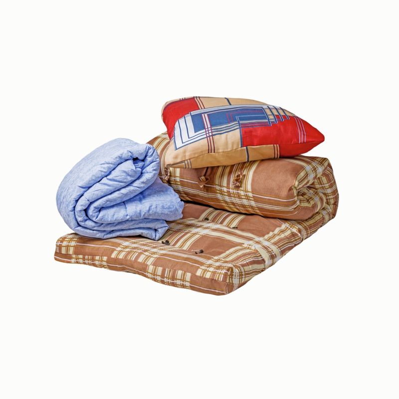 Комплект белья (матрац, одеяло, подушка)